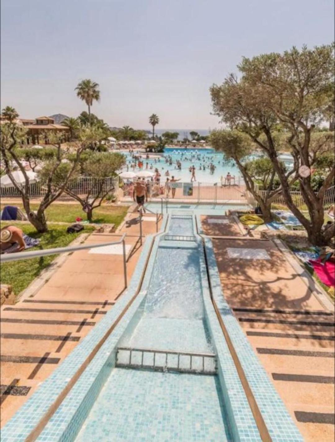 Cap Esterel Mer Sport Et Nature, Dans Village Pierres Et Vacances Saint-Raphael  Bagian luar foto