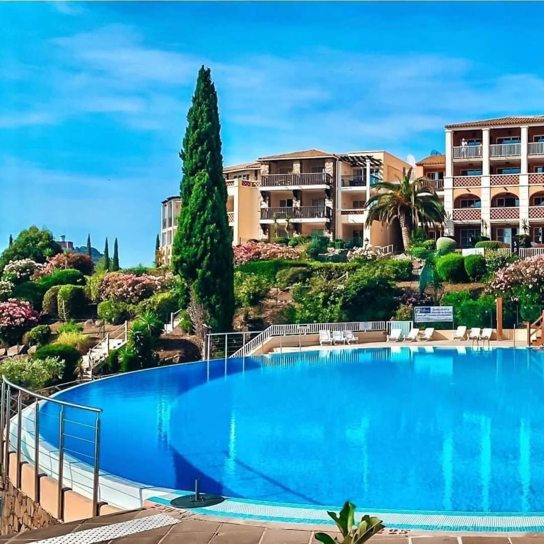 Cap Esterel Mer Sport Et Nature, Dans Village Pierres Et Vacances Saint-Raphael  Bagian luar foto